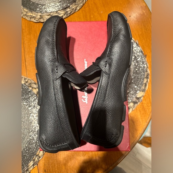Ferragamo Mens front 4 Leather Drivers - Picture 3 of 10